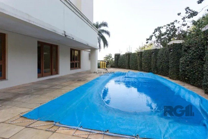 Cobertura duplex no Jardim Sabará de 3 dormitórios e 2 vagas e infra