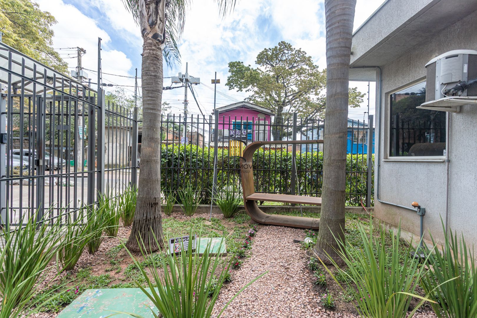 Apartamento para Venda - 50.98m², 2 dormitórios, 1 vaga - Partenon