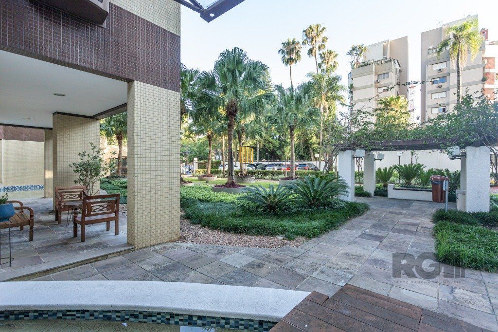 Apartamento 3 dormitórios no bairro Menino Deus