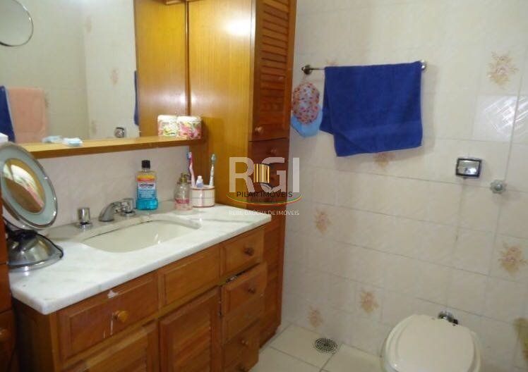 Cobertura para Venda - 255.99m², 5 dormitórios, sendo 1 suites, 2 vagas - Menino Deus