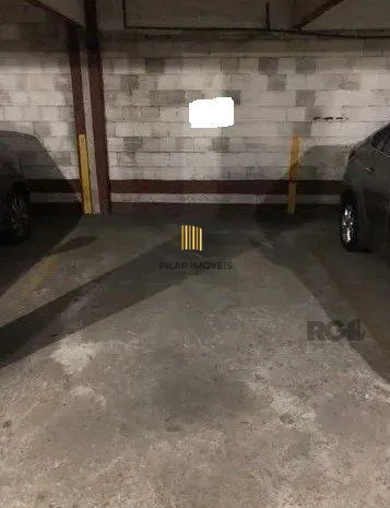 BOX , GARAGEM MONZA EM FRENTE AOHOSPITAL SANTA CASA