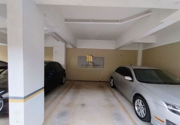 Apartamento no bairro Teresópolis de 2 dormitórios e vaga