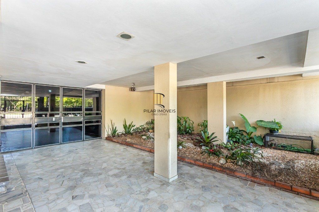 Apartamento na Cidade Baixa de 3 dormitórios Desocupado e 2 vagas