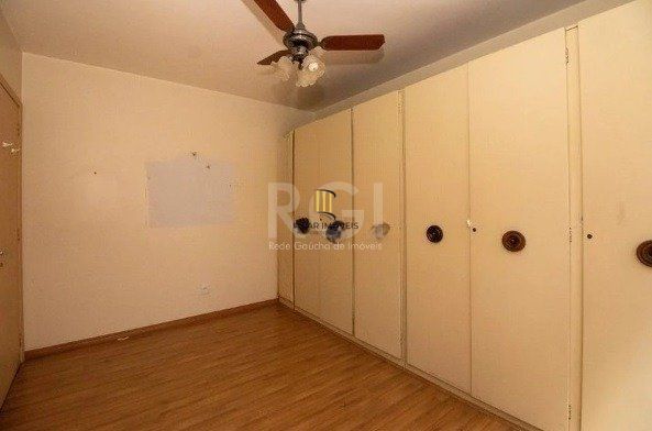 Apartamento de 2 dormitórios, 1 vaga - Petrópolis