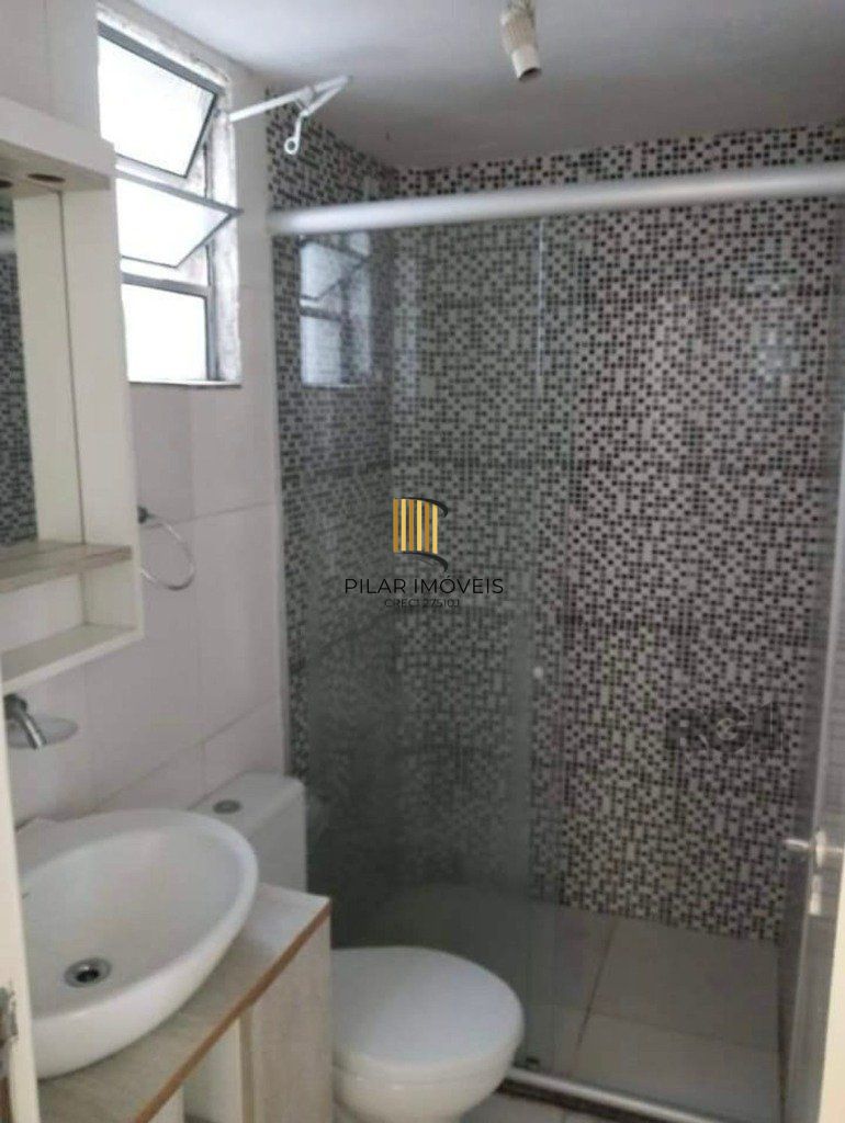 Apartamento 02 dormitórios e vaga rotativa, no bairro Jardim Leopoldina, em Porto Alegre, RS.