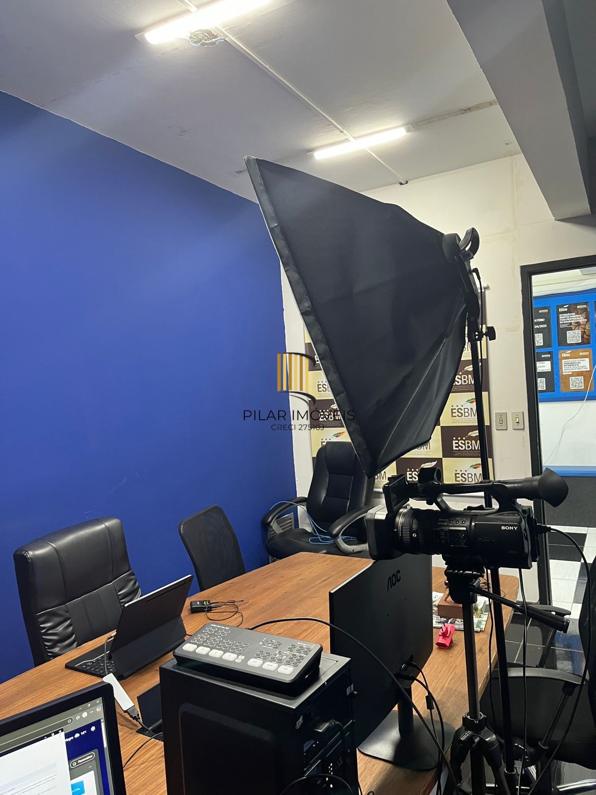 Sala comercial, andar inteiro com 193,90 m²