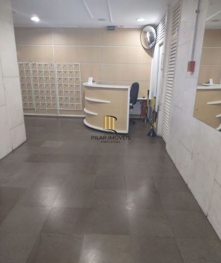 Apartamento no Centro de 1 dormitório desocupado