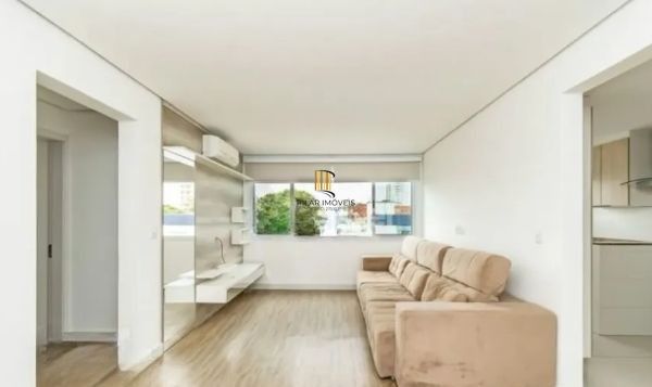 Apartamento de 2 dormitórios e 2 vagas no Cristo Redentor DESOCUPADO