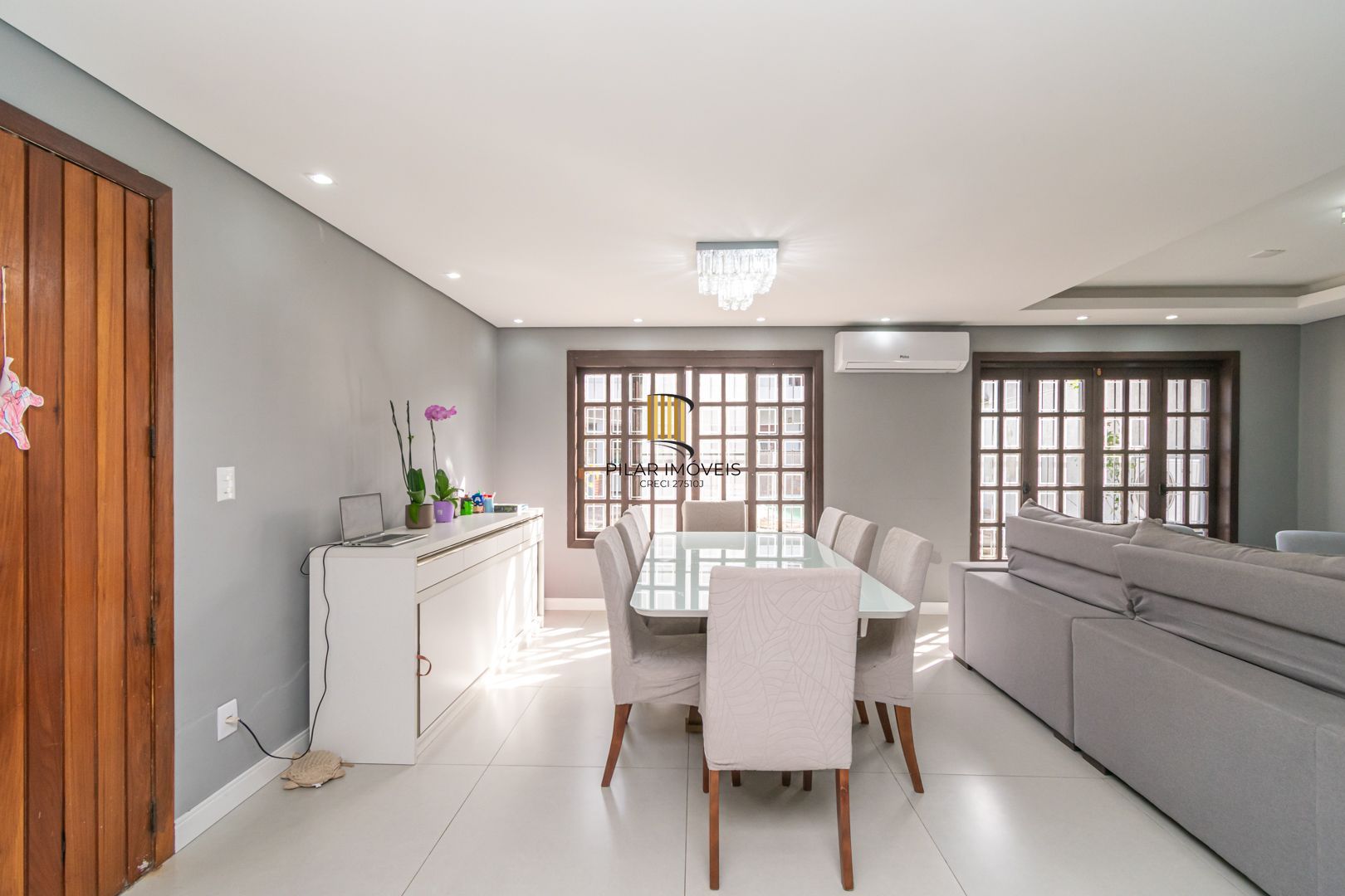 Casa 03 dormit (suíte e closet) e 4 vagas, na Vila Ipiranga, em Porto Alegre, RS