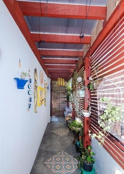 Casa no bairro Tristeza de 4 dormitórios e 4 vagas