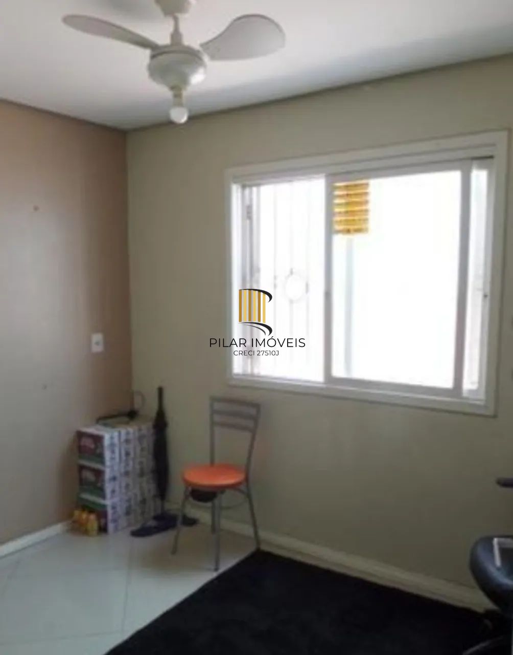 Casa 3 dormitórios no bairro Piratini