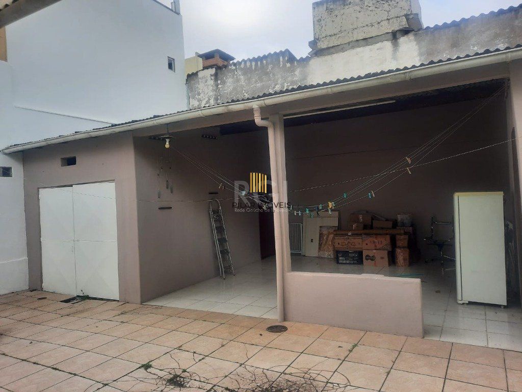 Casa para Venda - 75.43m², 2 dormitórios, 5 vagas - Sarandi