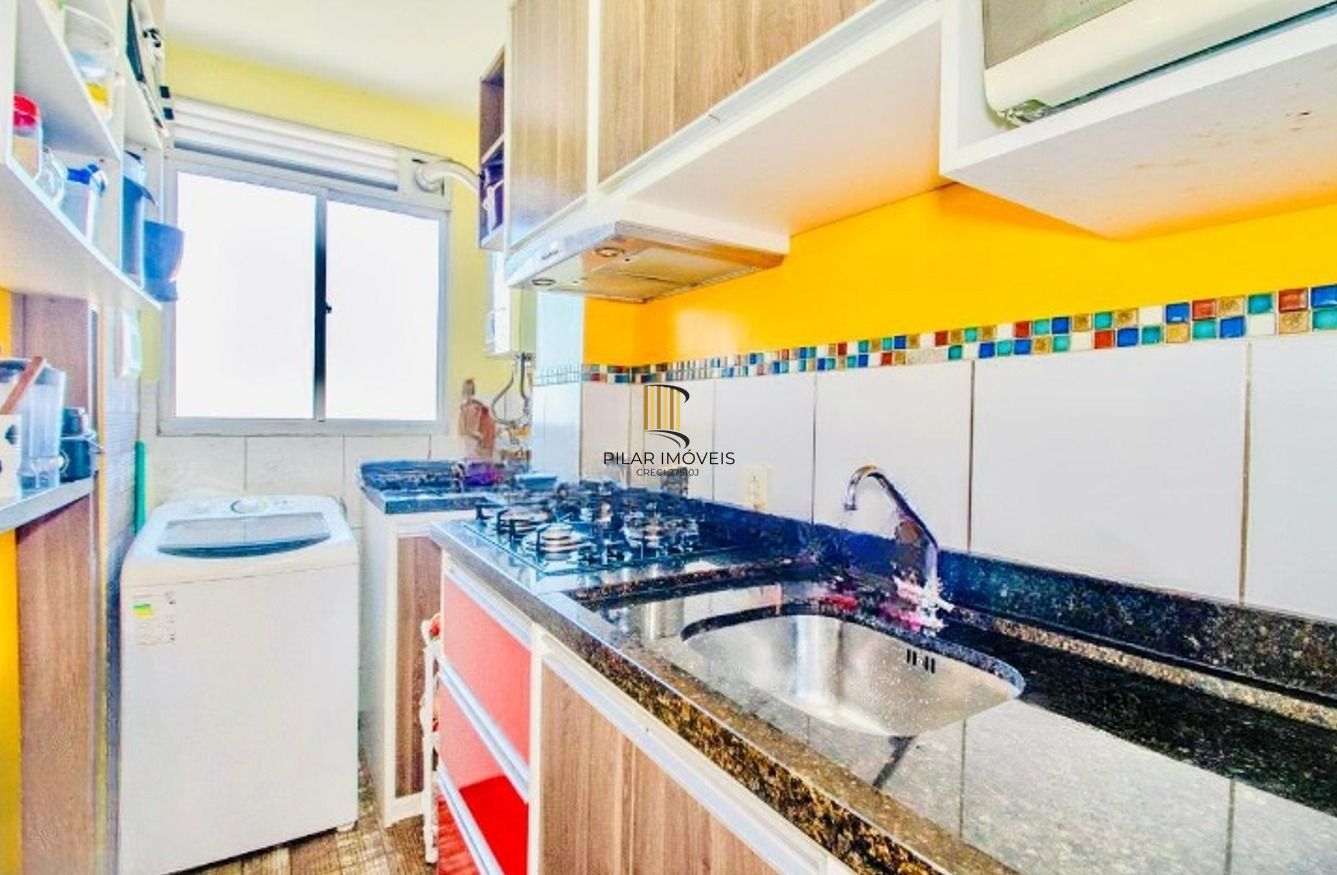 Apartamento no Porto Cruzeiro de 2 dormitórios vaga e infra