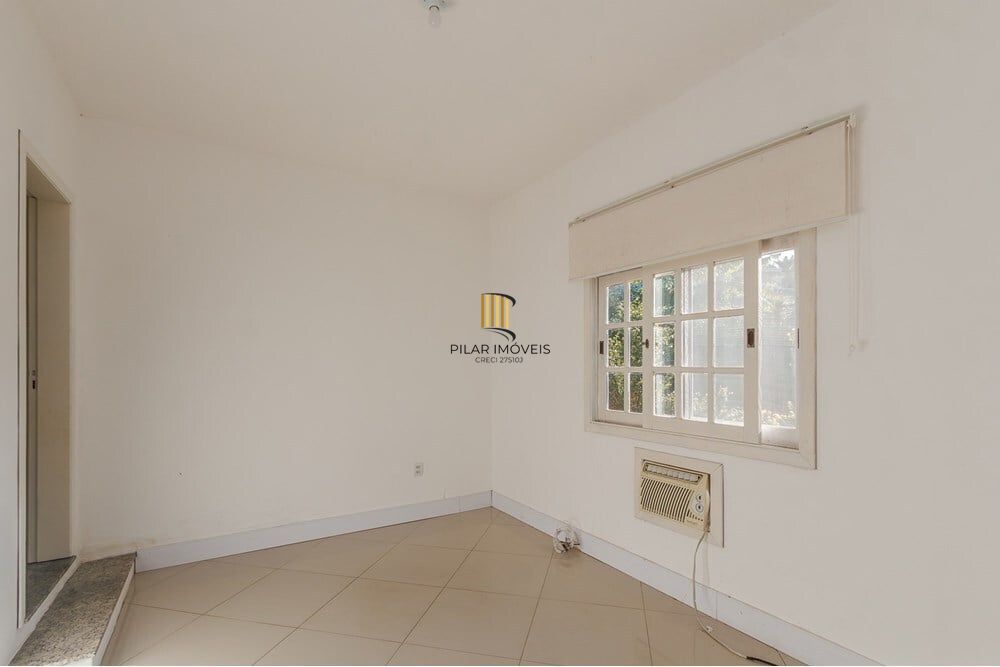 Casa de Condomínio com 3 Quartos à venda, 310m² - Vila Elsa