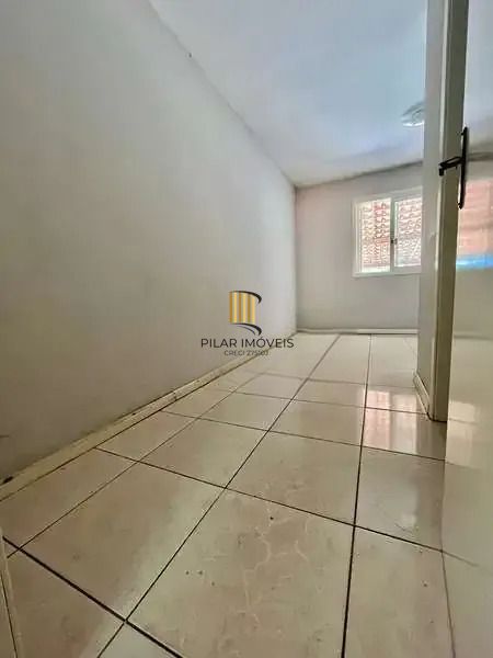 Casa 3 dormitórios no bairro Jardim Algarve