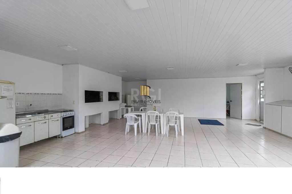Apartamento para Venda - 37.58m², 2 dormitórios, 1 vaga - Rubem Berta
