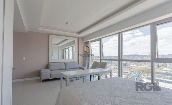 Loft no Tren City andar alto - Pilar Imóveis