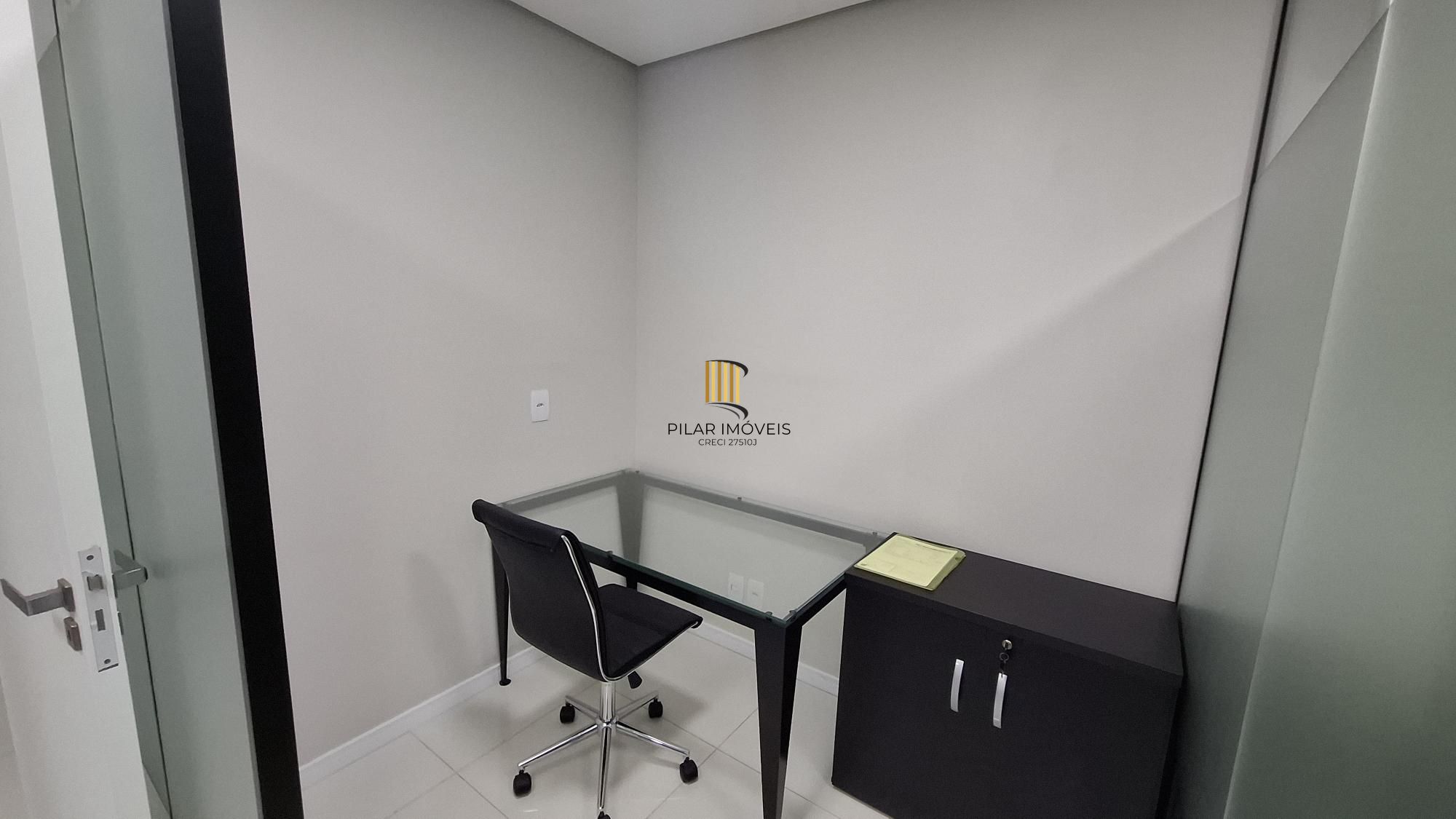 Sala Comercial 1 dormitório no bairro Praia de Belas