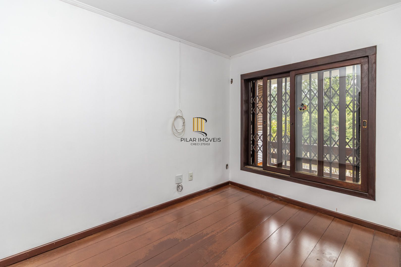 Casa no bairro Jardim Planalto de 3 dormitórios e 3 vagas