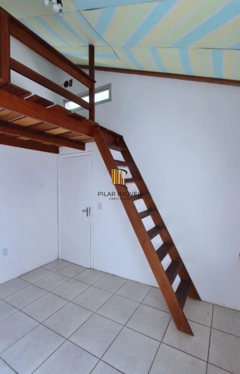 Sobrado 3 dormitórios no bairro Cristal