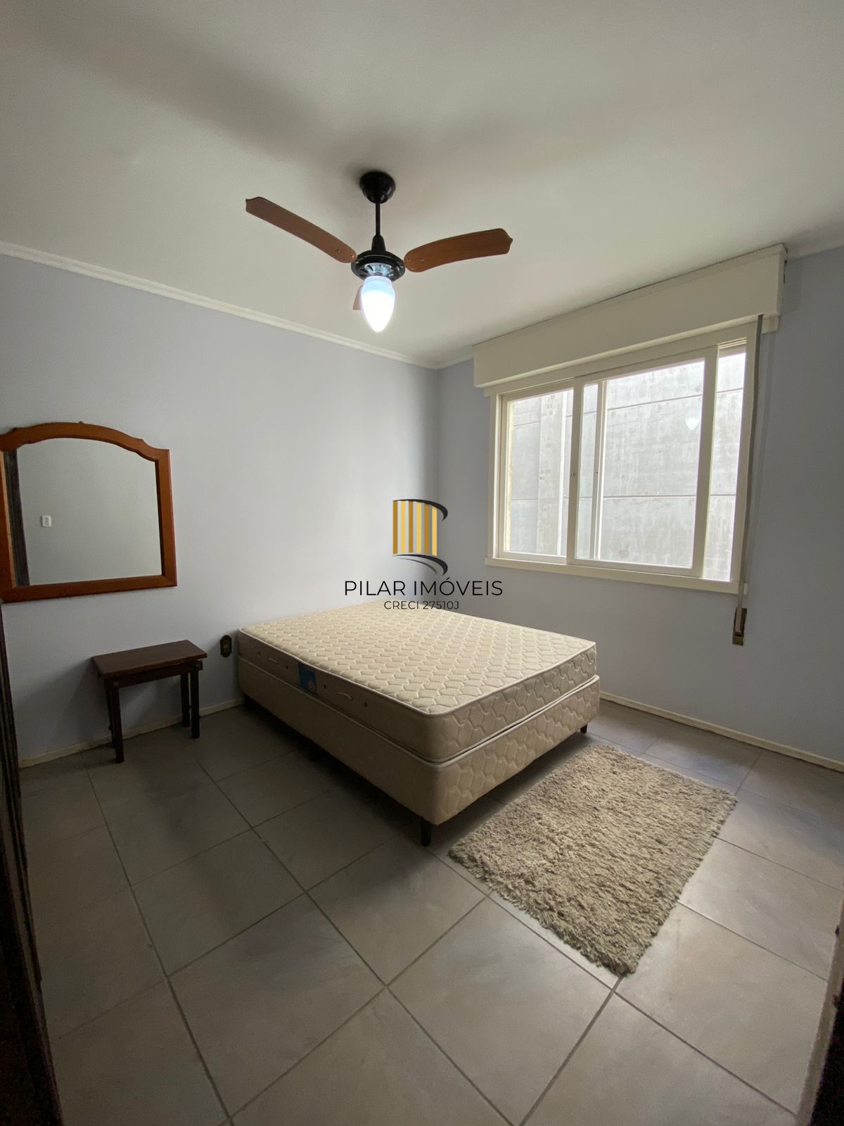 Apartamento no Centro de Tramandaí de 2 dormitórios e vaga