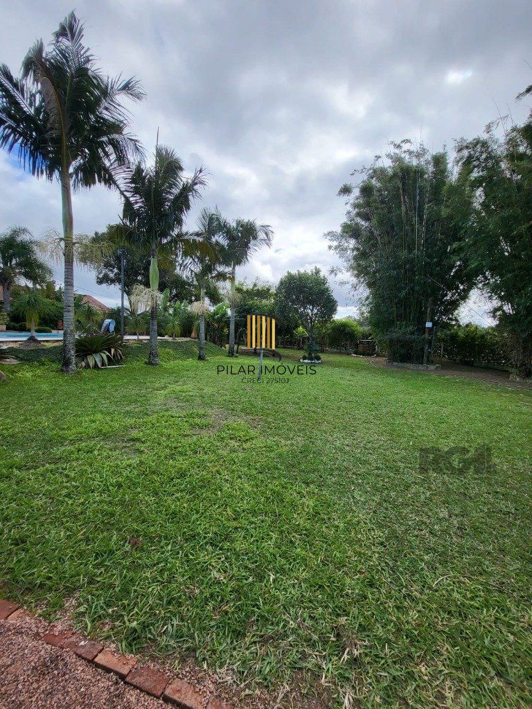 Casa Condominio 4 Dormitório(s) Bairro Martinica