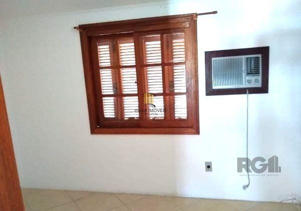 Casa em condominio no bairro Tristeza de 3 dormitórios e vaga