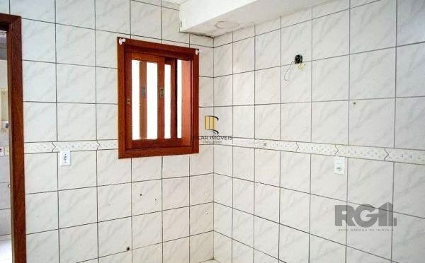Casa em condominio no bairro Tristeza de 3 dormitórios e vaga