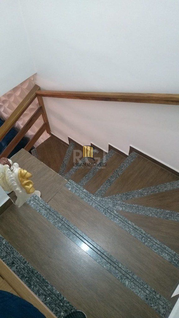 Casa no Centro de Gravatai de 2 dormitórios e vaga