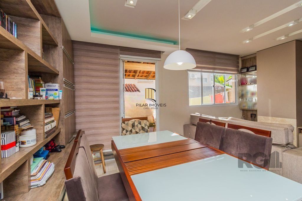 Casa 3 dormitórios no bairro Sarandi