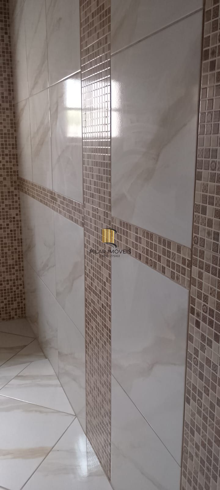 Casa em Canoas - Mato Grande de 3 dormitórios e 2 vagas