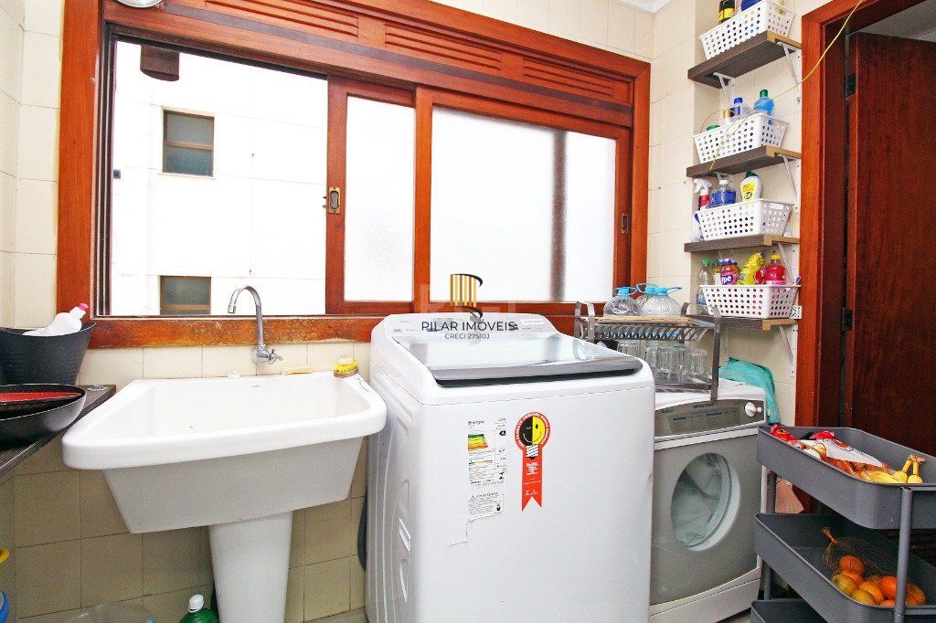 Apartamento 3 dormitórios 2 vagas - Petrópolis