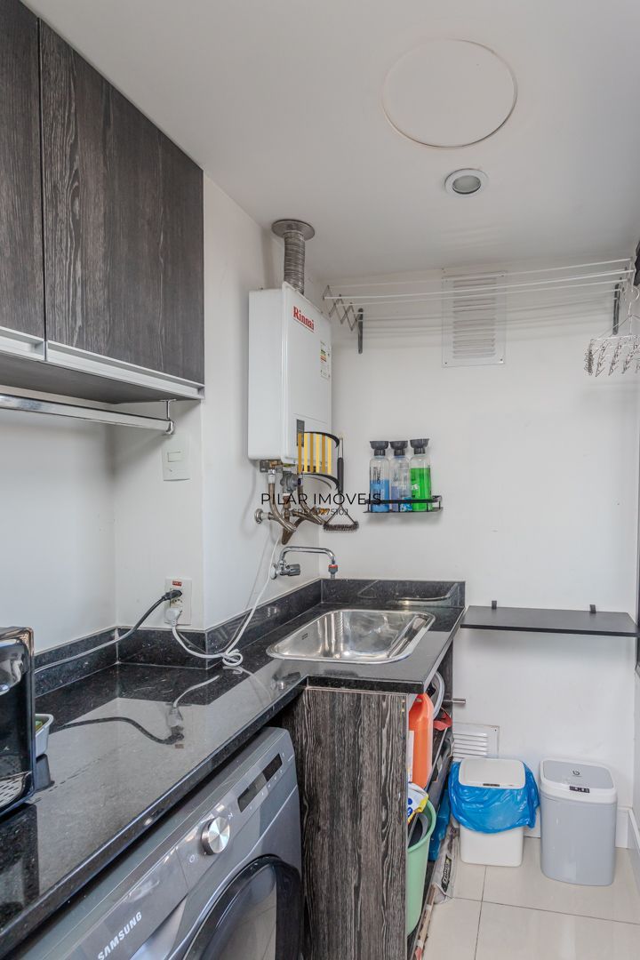 Apartamento 2 dormitórios no bairro Jardim Carvalho