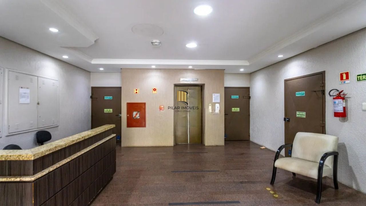 Conjunto Comercial 10 dormitórios no bairro Santana