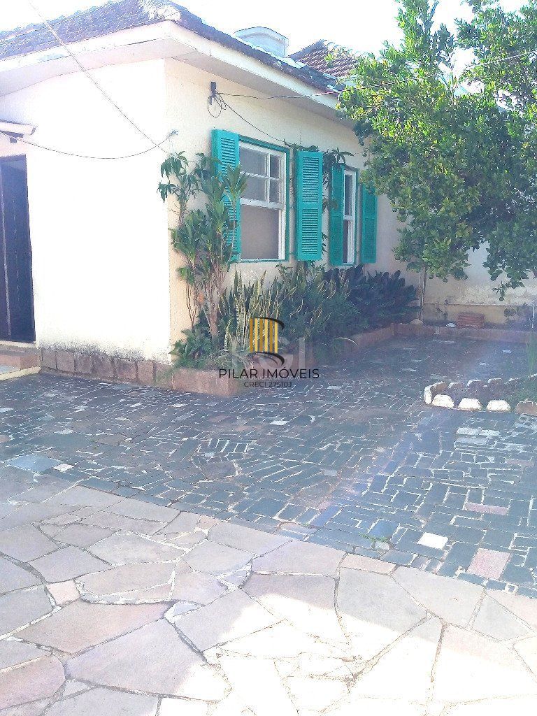 Casa para Venda - 170m², 4 dormitórios, sendo 1 suites, 2 vagas - Tristeza