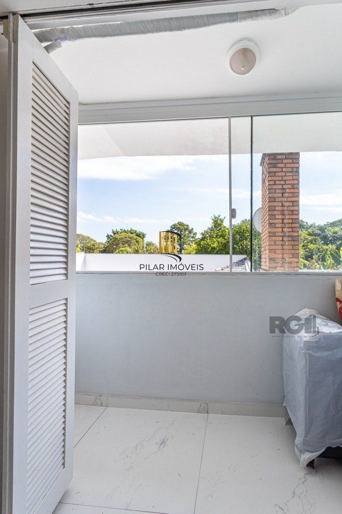 casa sobrado no Alto Petrópolis de 5 dormitórios e 3 vagas