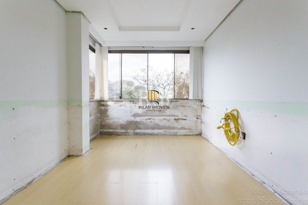 Cobertura para Venda - 191.8m², 3 dormitórios, sendo 1 suites, 2 vagas - Jardim Itu