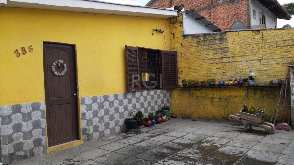 Casa para Venda - 98m², 4 dormitórios, 2 vagas - Jardim Algarve