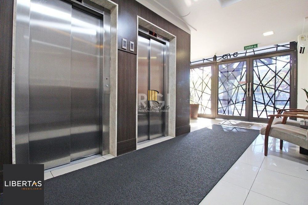 Sala comercial mobiliada com 42m² no bairro Praia de Belas