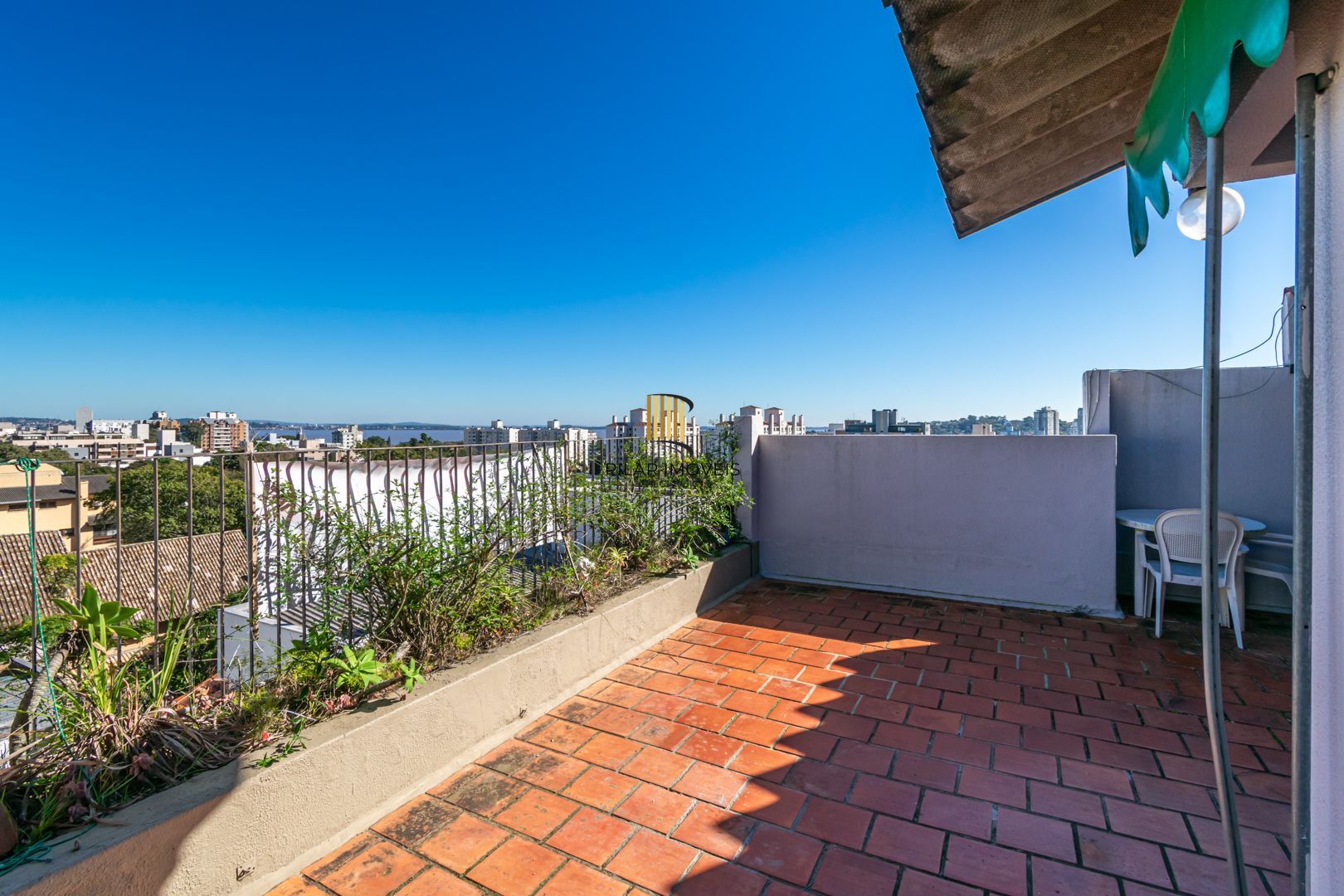 Cobertura 2 dormitórios, 1 vaga - Tristeza