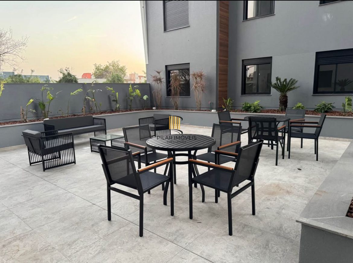 Apartamento de 2 dormitórios e vaga semi mobiliado em Canoas