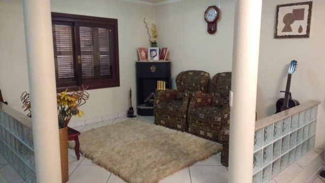 Casa 3 dormitórios no bairro Sarandi