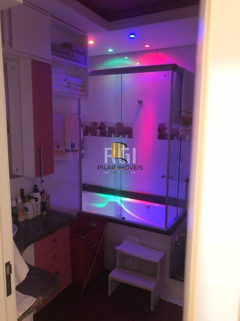Apartamento para Venda - 80m², 2 dormitórios, 1 vaga - Menino Deus