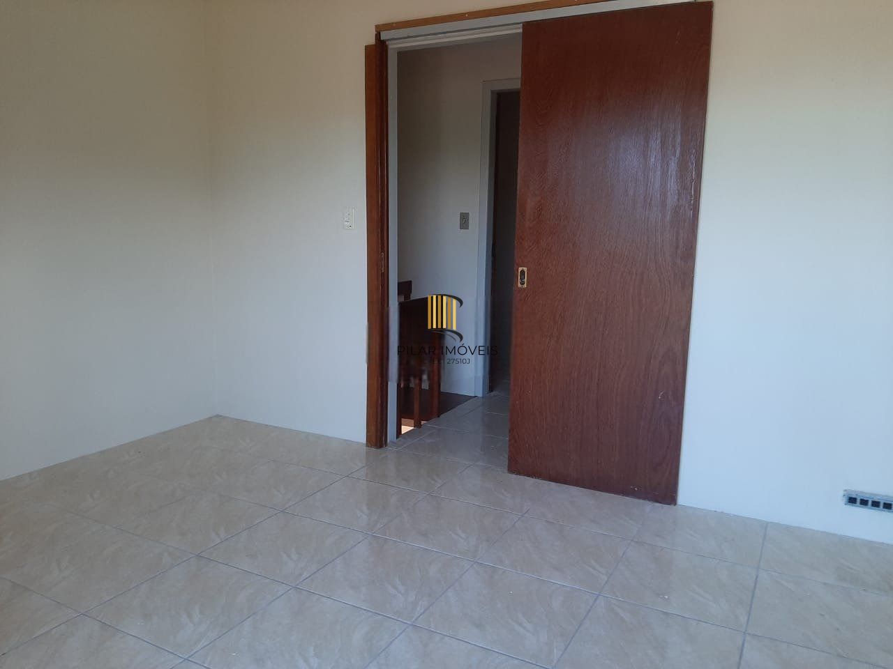 Casa 3 dormitórios no bairro Hípica