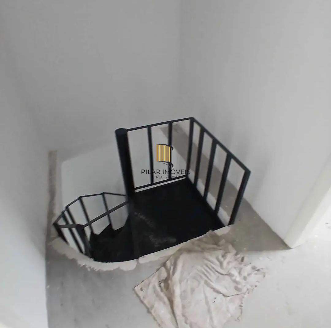 Sobrado 2 dormitórios no bairro Hípica