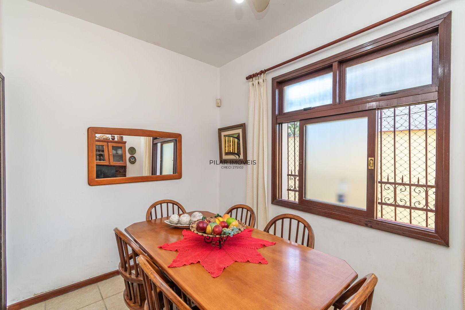 Casa 3 dormitórios no bairro Azenha