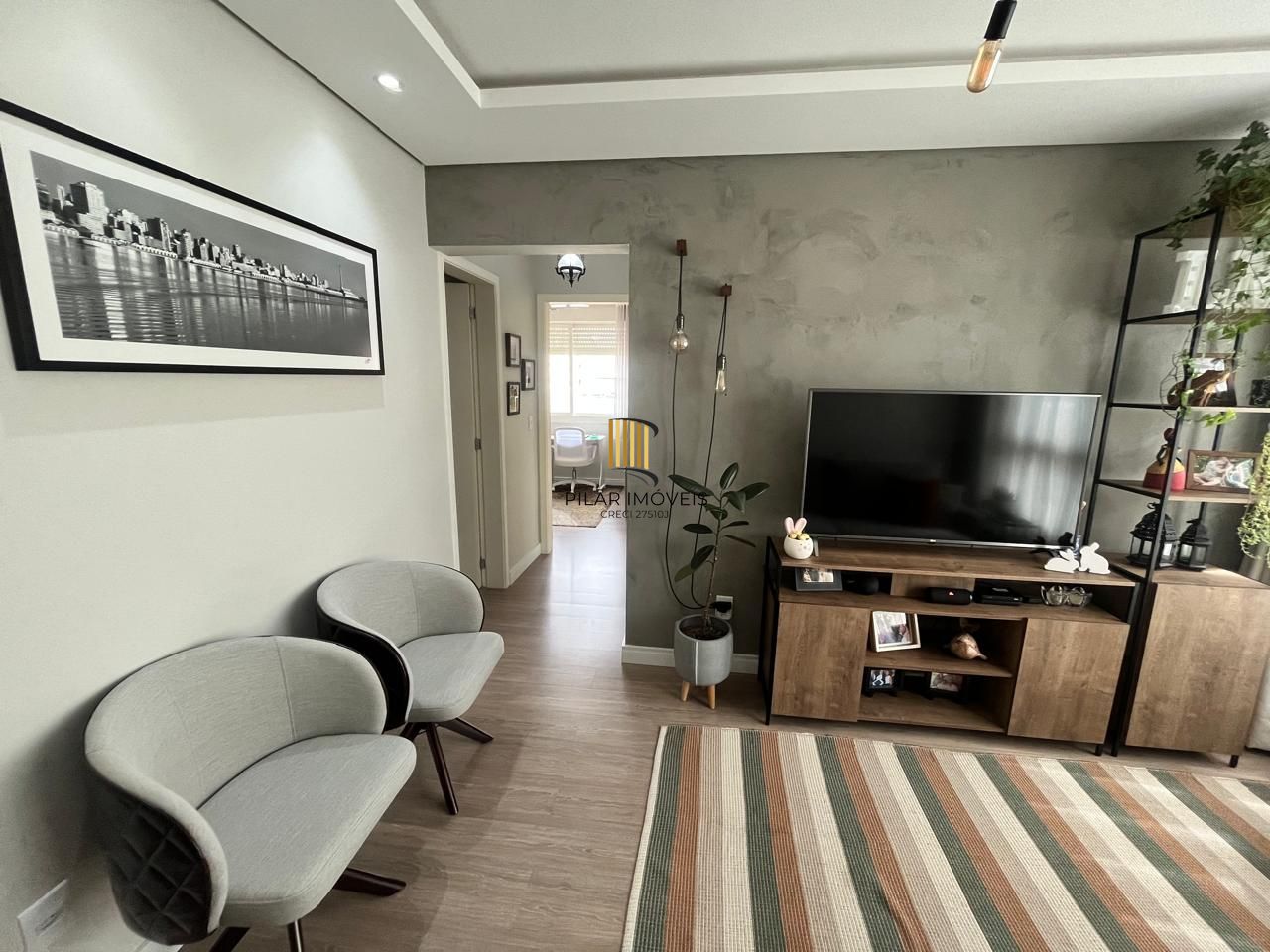 Apartamento 2 dorm. + Dependência no Menino Deus