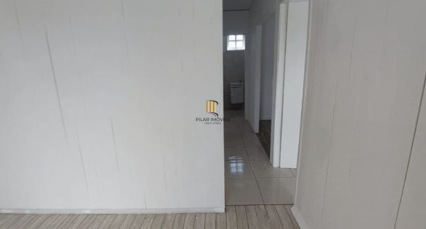 Casa sobrado na Hípica de 4 dormitórios e 2 vagas