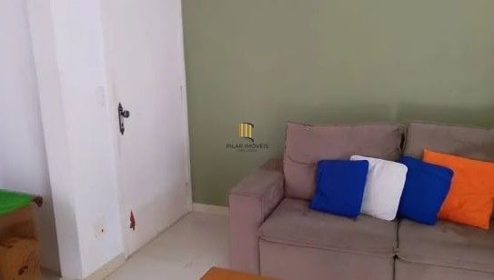 Apartamento térreo no bairro Petrópolis de 1 dormitório e pátio