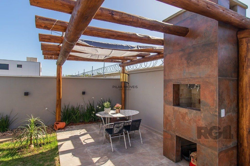 Casa Condominio 3 Dormitório(s) Bairro Sans Souci